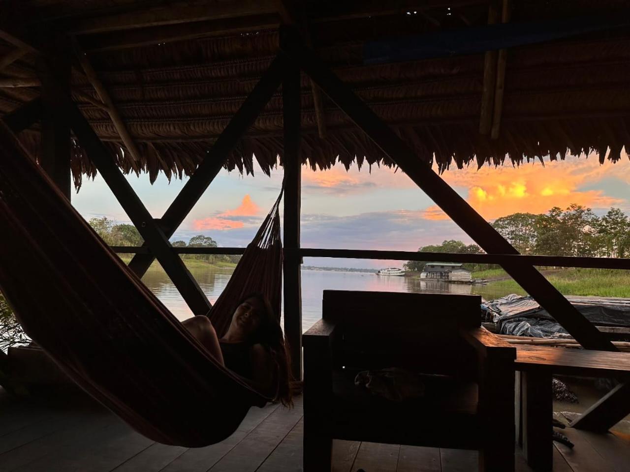 Cabana Flotante Kurupira Летисия Экстерьер фото